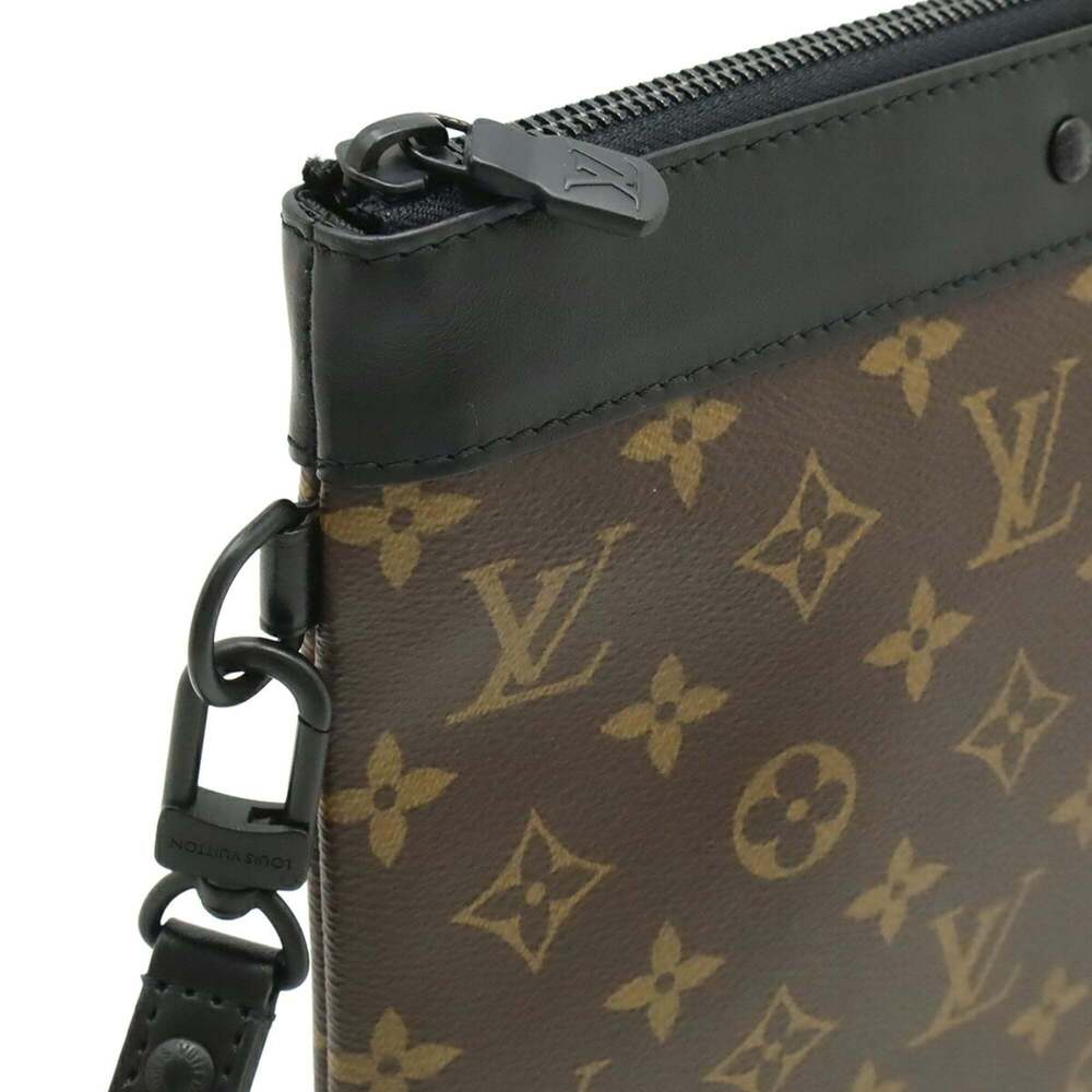 LOUIS VUITTON Black Monogram Pochette Clutch Bag - Picture 5 of 9